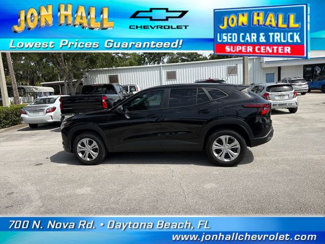 Used 2024 Chevrolet Trax LS w/ Driver Confidence Package FWD image 5