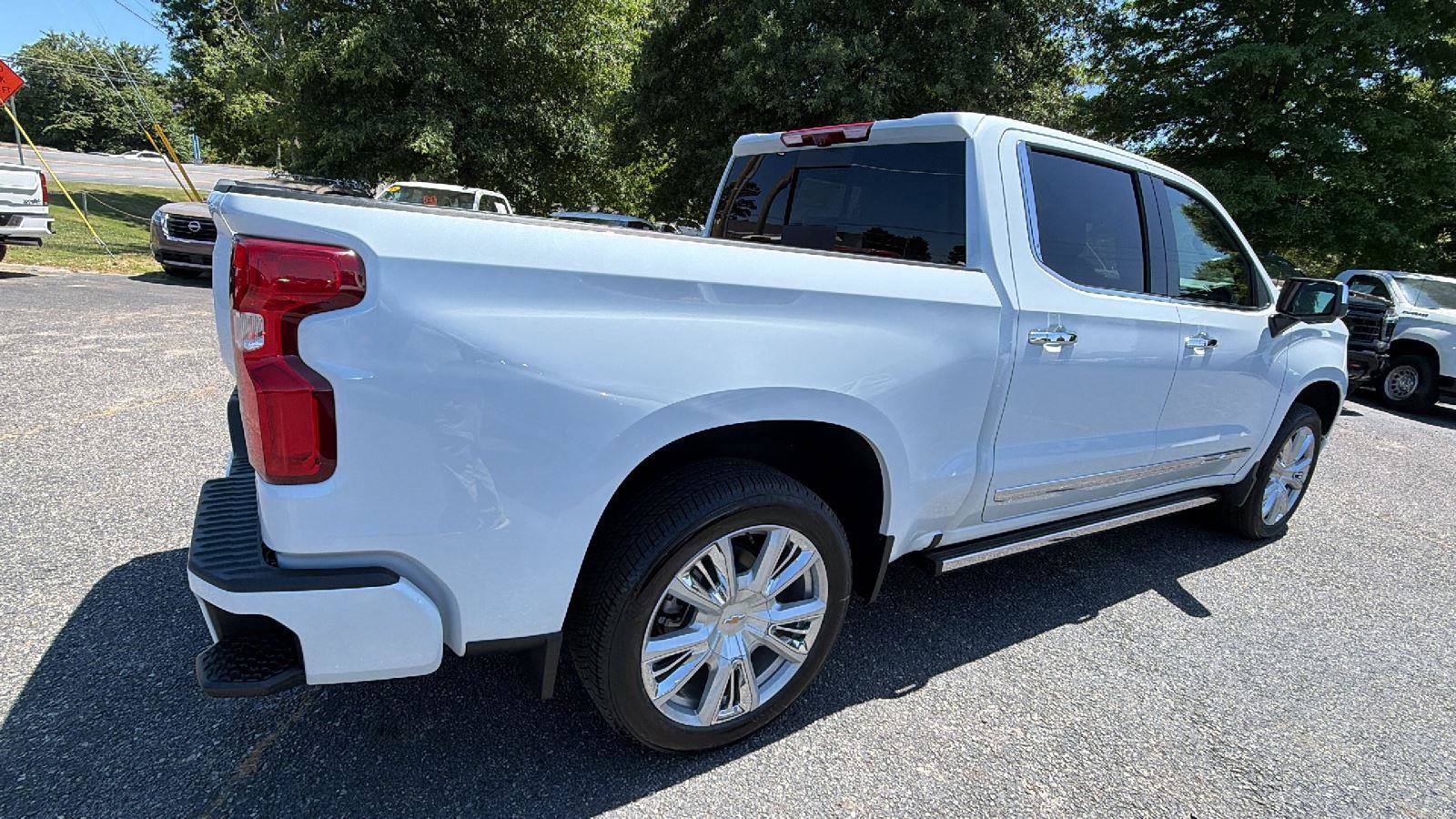 New 2026 Chevrolet Silverado 1500 High Country AWD/4WD image 5