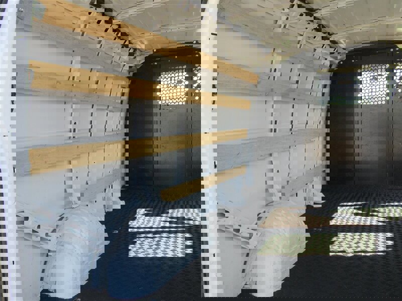 Used 2022 GMC Savana 2500 w/ Driver Convenience Package image 9