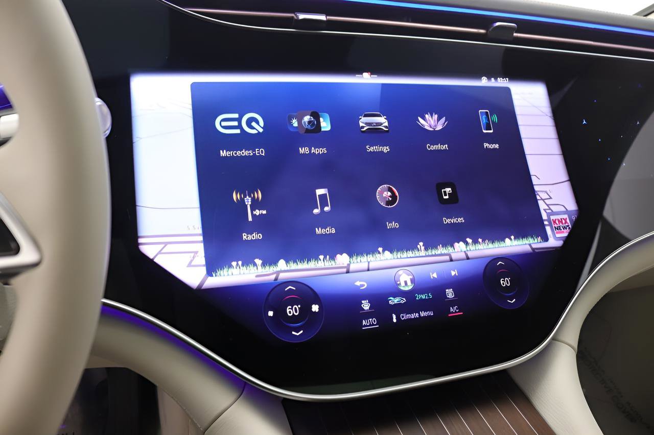 Certified 2023 Mercedes-Benz EQS 580 4MATIC Sedan image 9