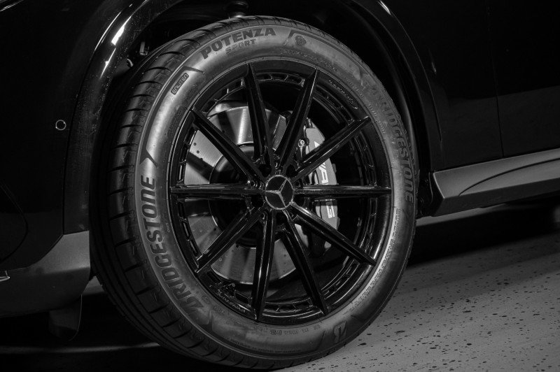 New 2026 Mercedes-Benz GLC 63 AMG S image 28