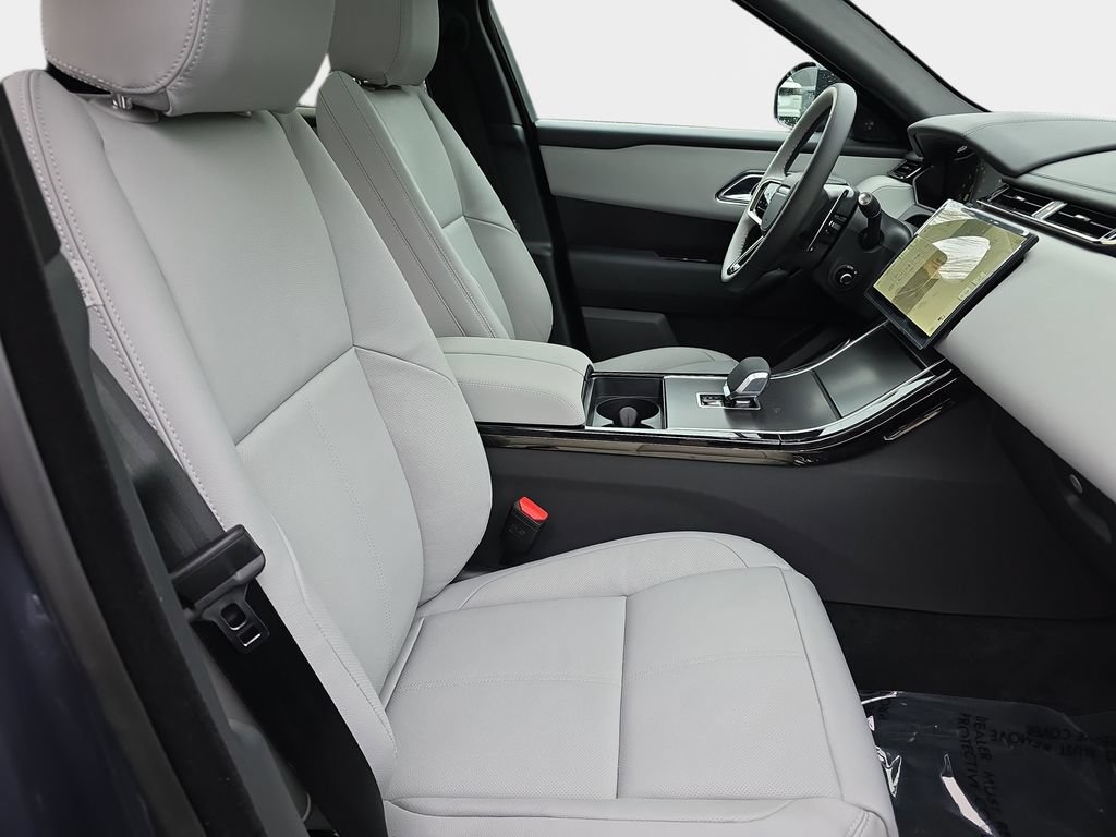 New 2026 Land Rover Range Rover Velar Dynamic SE AWD/4WD image 10