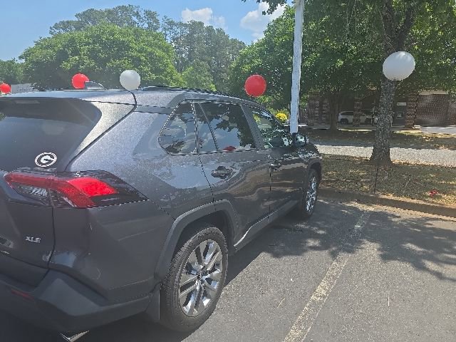 Used 2023 Toyota RAV4 XLE Premium FWD image 15