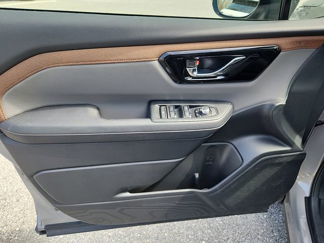 Used 2025 Subaru Forester Sport w/ Popular Package #2 image 12