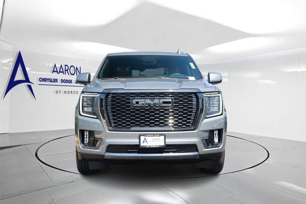 Used 2023 GMC Yukon Denali Ultimate AWD/4WD image 4