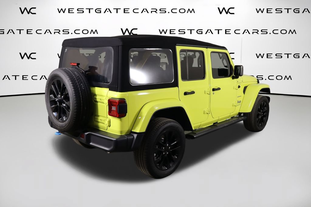 Used 2023 Jeep Wrangler Unlimited Sahara w/ Cold Weather Group AWD/4WD image 46