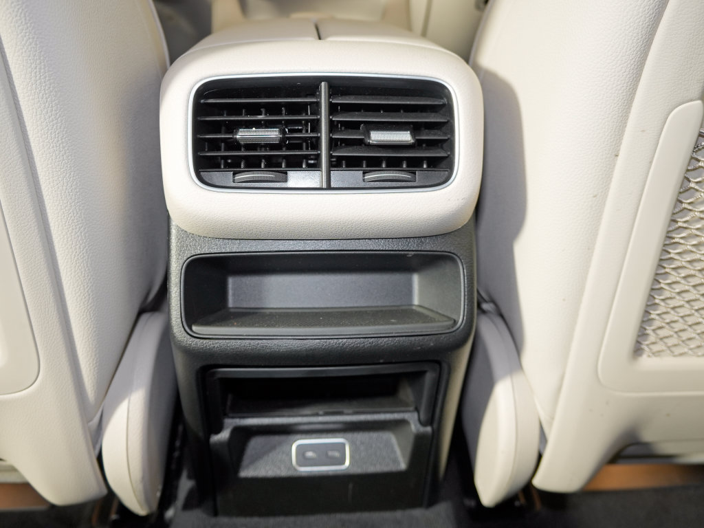 Certified 2025 Mercedes-Benz GLE 350 4MATIC image 34
