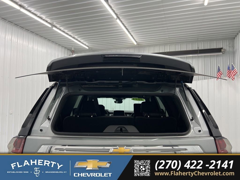 Used 2023 Chevrolet Tahoe Premier w/ Advanced Technology Package image 22