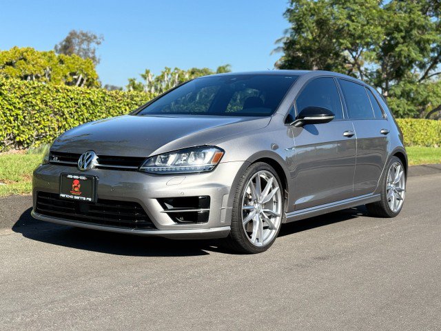 Used 2017 Volkswagen Golf 4-Door AWD/4WD image 1