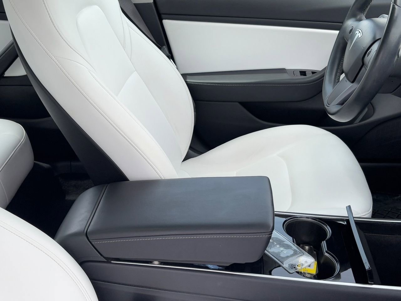 Used 2018 Tesla Model 3 image 10