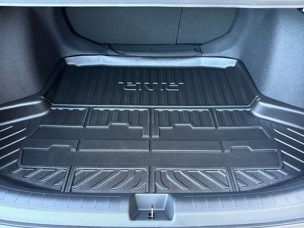 Used 2025 Honda Civic Sport image 32