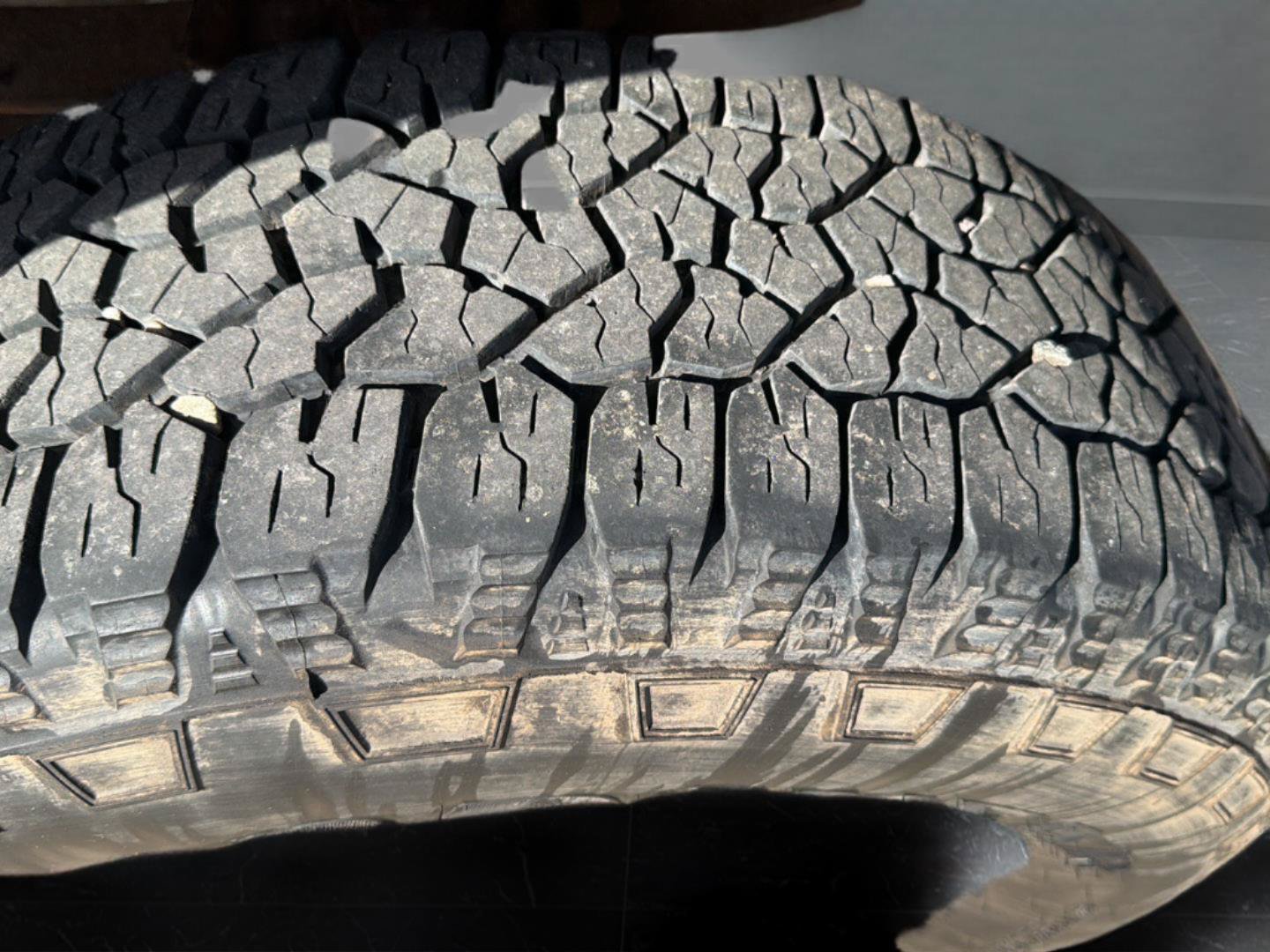 Used 2001 Ford F350 XLT AWD/4WD image 23