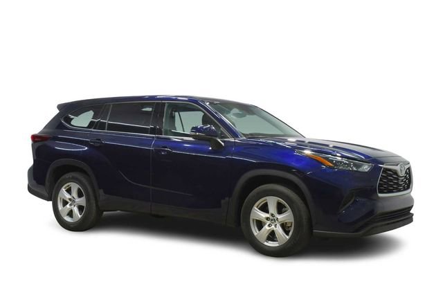 Used 2022 Toyota Highlander L image 2