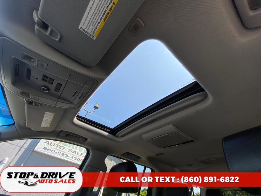 Used 2019 GMC Yukon XL SLT w/ Open Road Package image 16