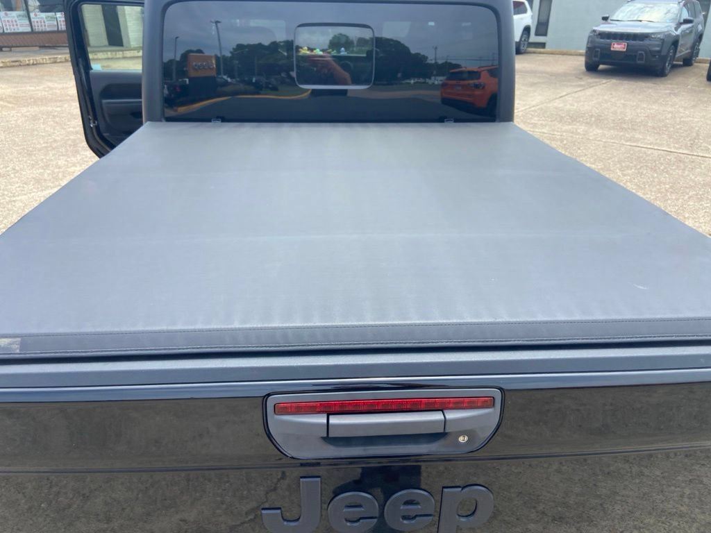 Used 2022 Jeep Gladiator Sport AWD/4WD image 33