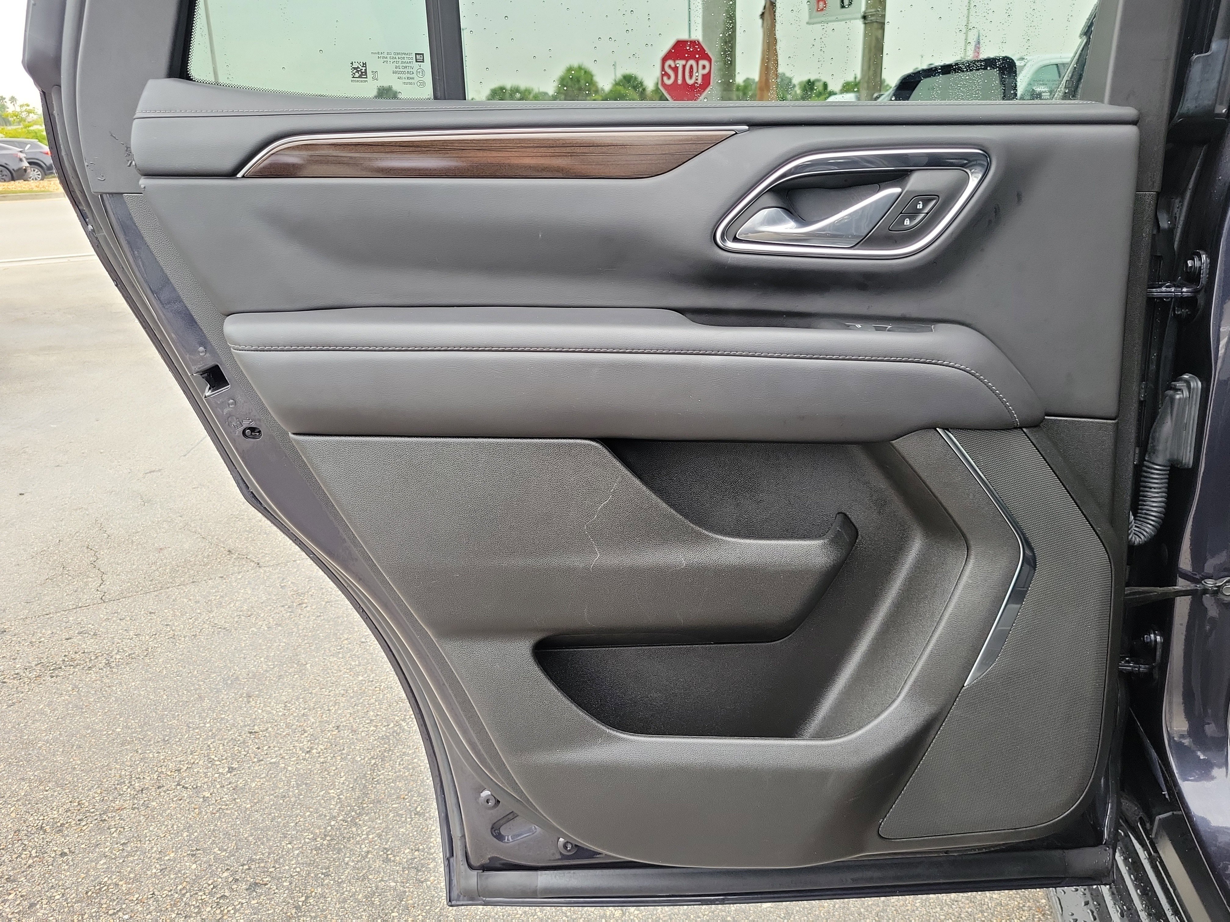 Used 2023 GMC Yukon SLE w/ Gmc Pro Safety Plus Package image 30