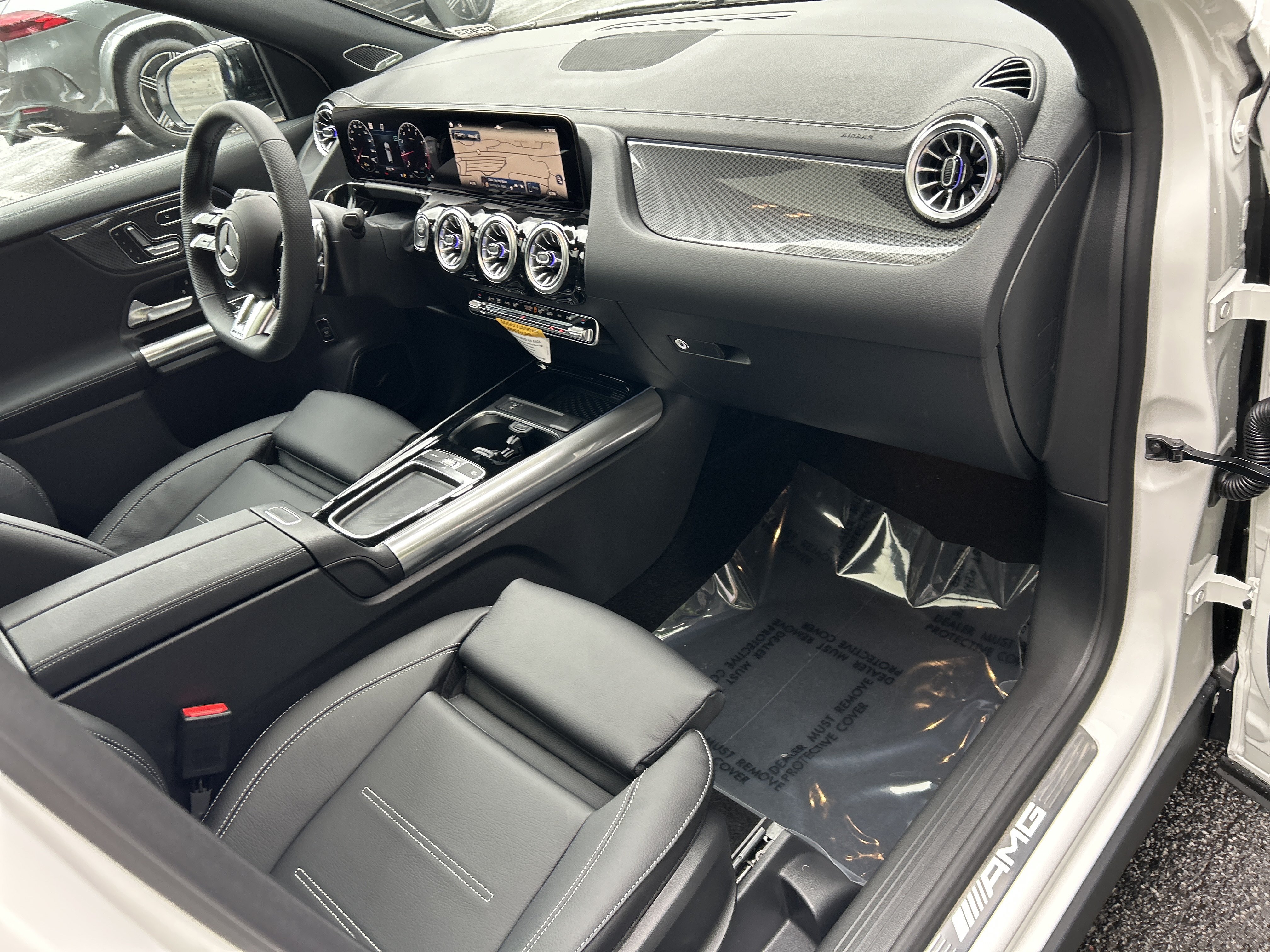 New 2026 Mercedes-Benz GLA 35 AMG 4MATIC image 42