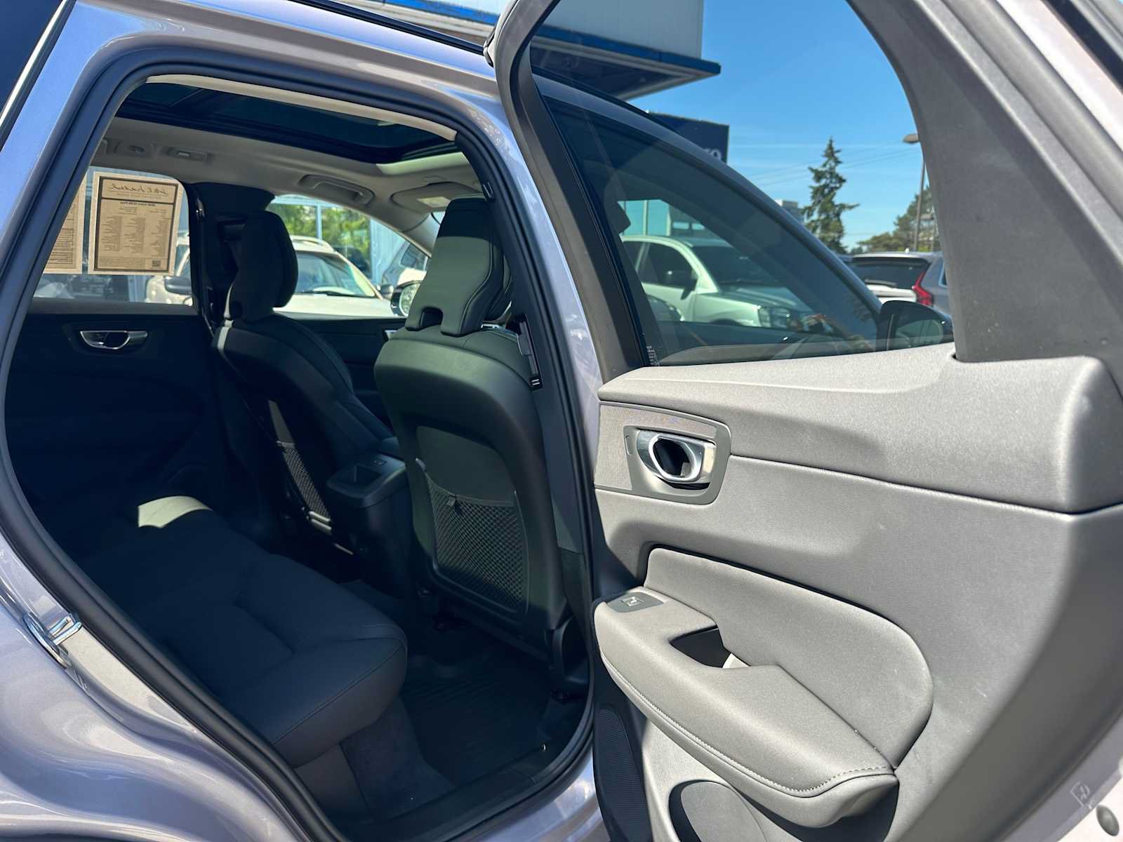 Used 2026 Volvo XC60 B5 Plus w/ Climate Package AWD/4WD image 13