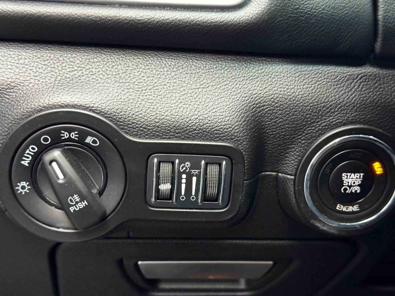 Used 2016 Maserati Ghibli S image 29