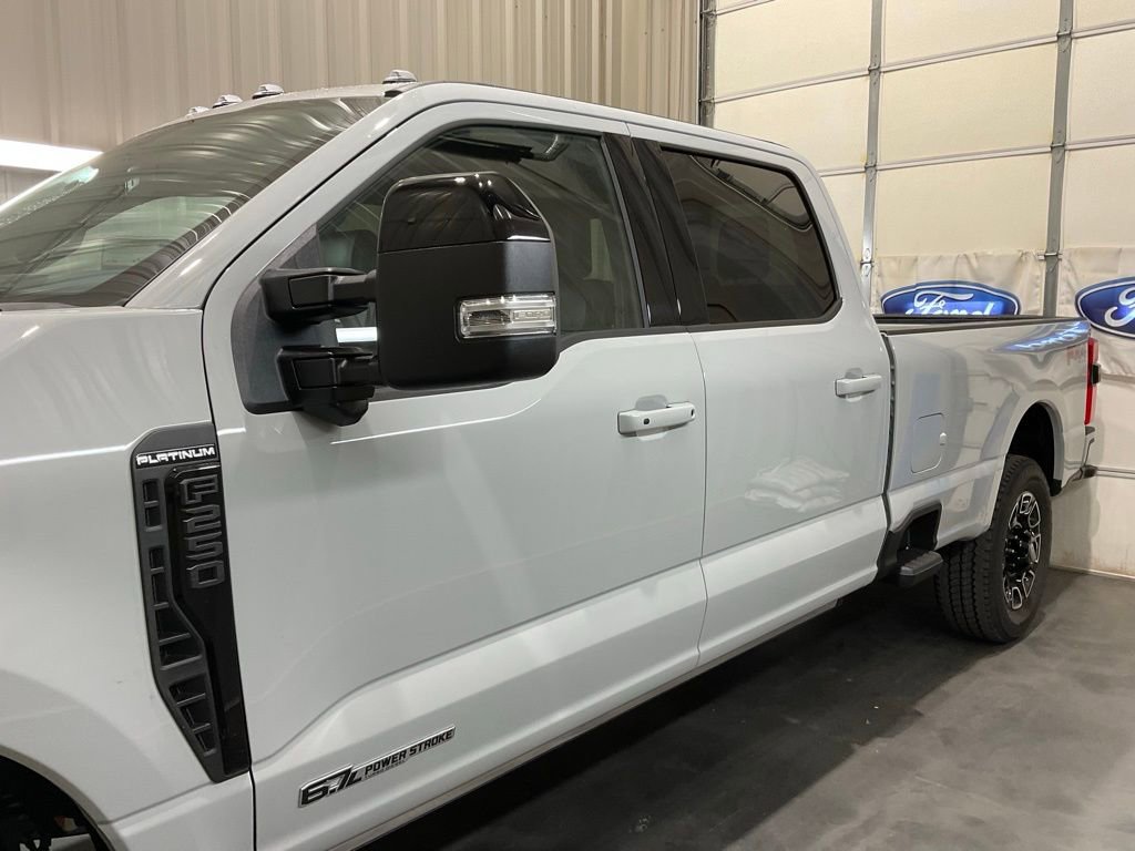 New 2026 Ford F250 Platinum w/ FX4 Off-Road Package image 5
