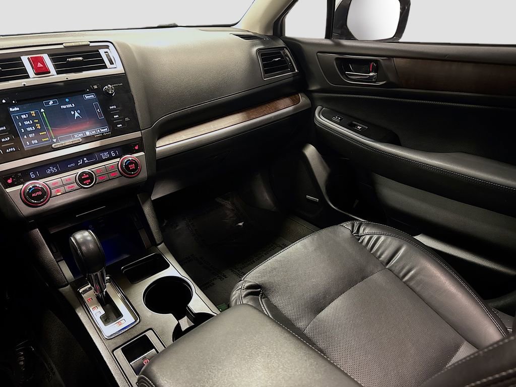 Used 2017 Subaru Outback 2.5i Limited image 29