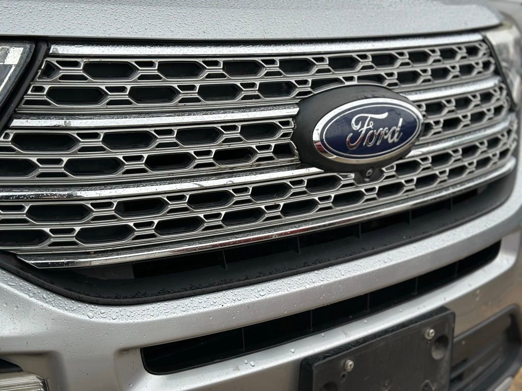 Used 2020 Ford Explorer Limited image 16