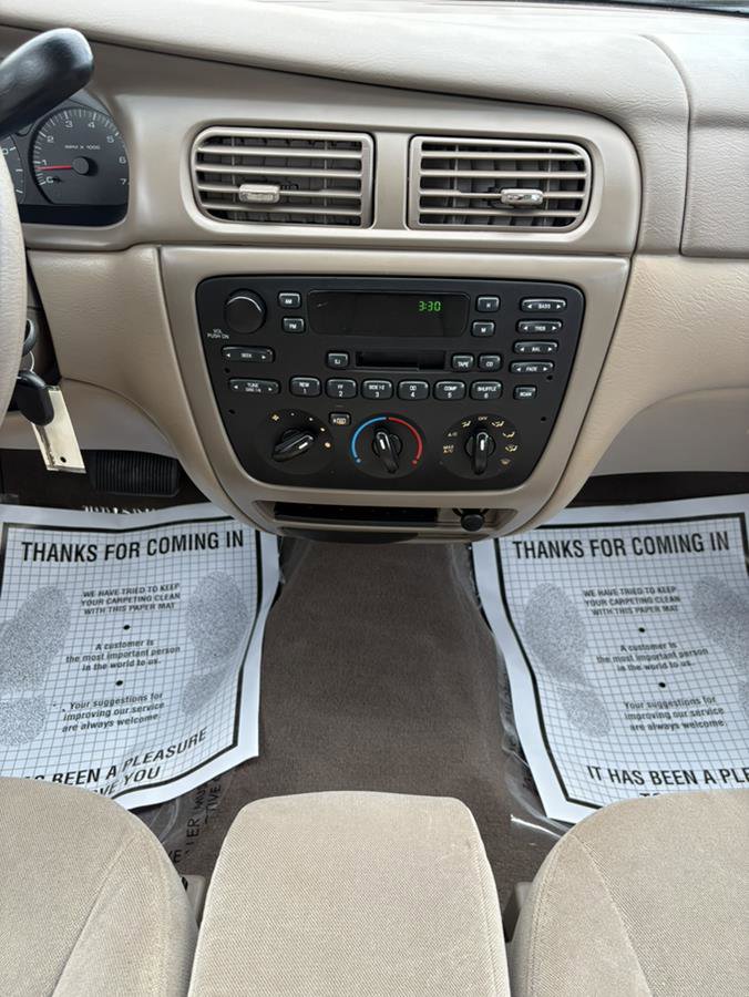 Used 2003 Ford Taurus LX image 25