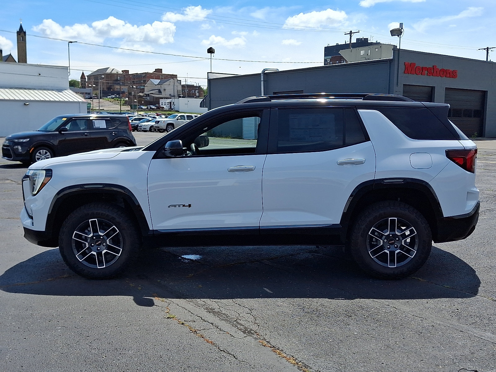 New 2026 GMC Terrain AT4 w/ Technology Package II AWD/4WD image 4