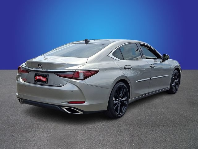 Used 2021 Lexus ES 350 Ultra Luxury w/ Accessory Package 2 FWD image 4