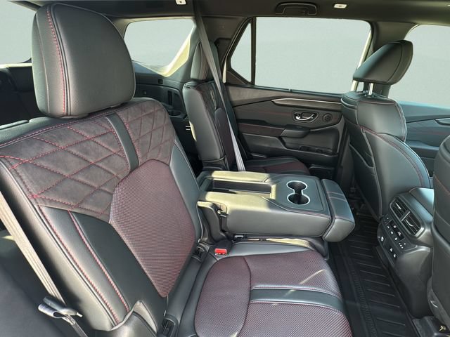 Certified 2026 Honda Pilot Black Edition image 22