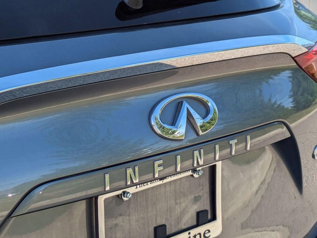 Used 2020 INFINITI QX50 Sensory w/ Proactive Package AWD/4WD image 8