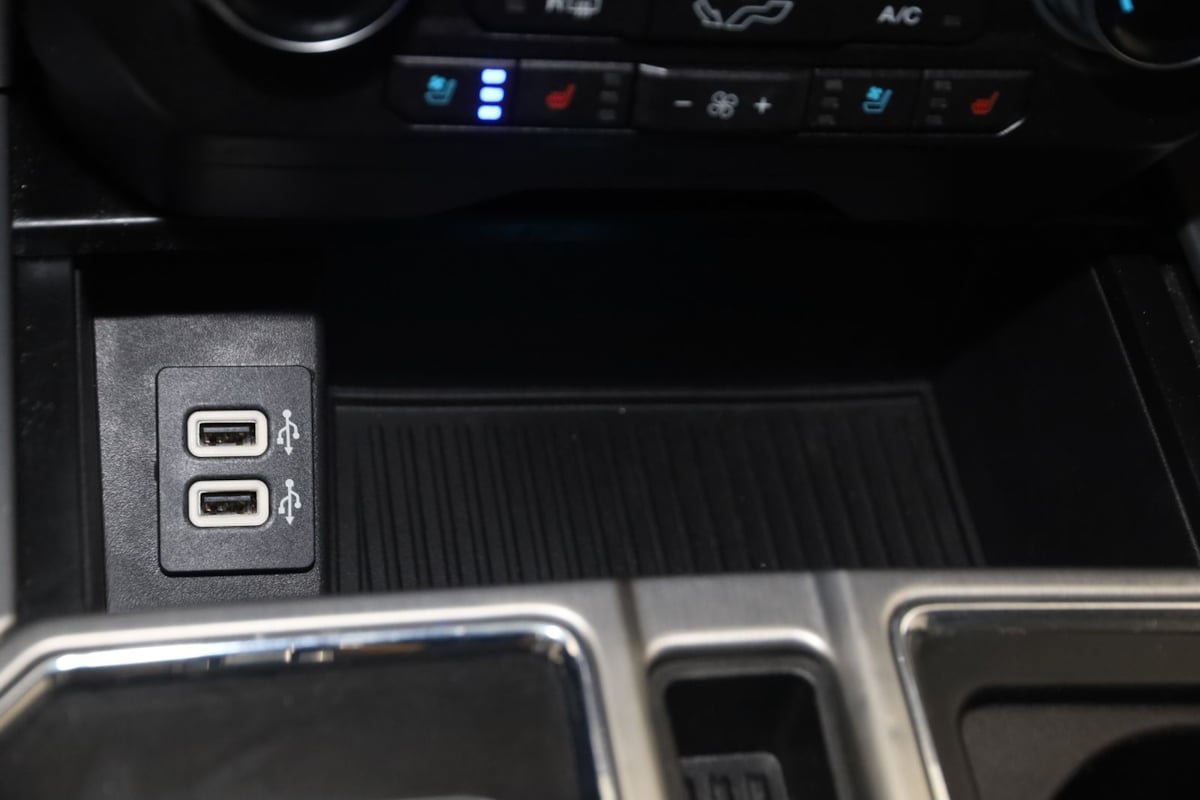 Used 2019 Ford F150 Platinum w/ FX4 Off-Road Package AWD/4WD image 30