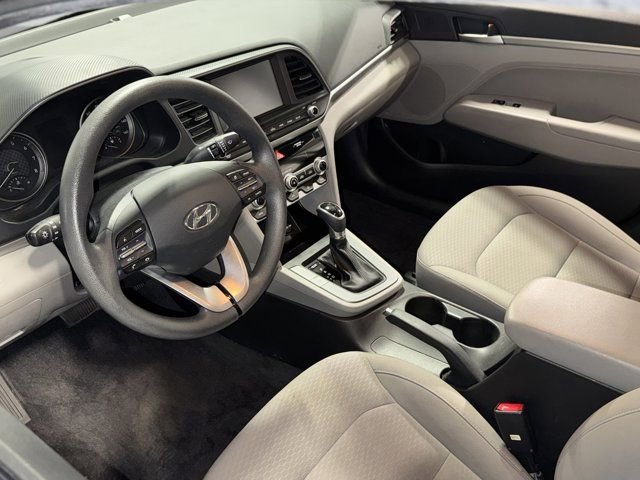 Used 2020 Hyundai Elantra SEL FWD image 18