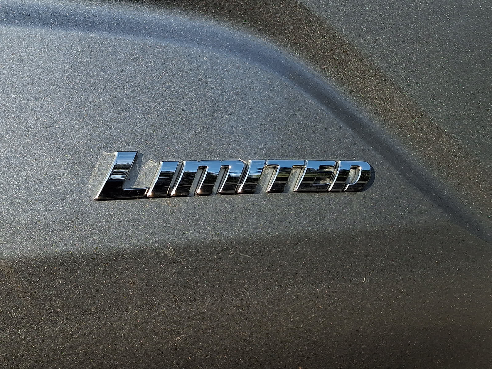 Used 2024 Toyota Tacoma Limited w/ Limited Package (LT) AWD/4WD image 8