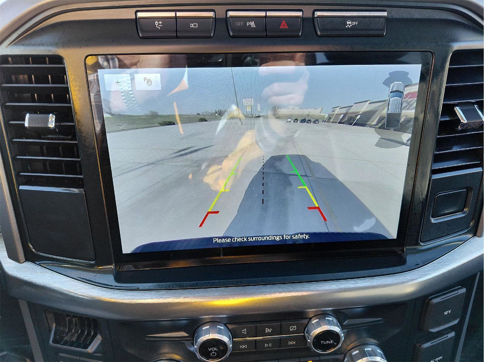 Used 2022 Ford F150 Lariat w/ Equipment Group 502A High image 35