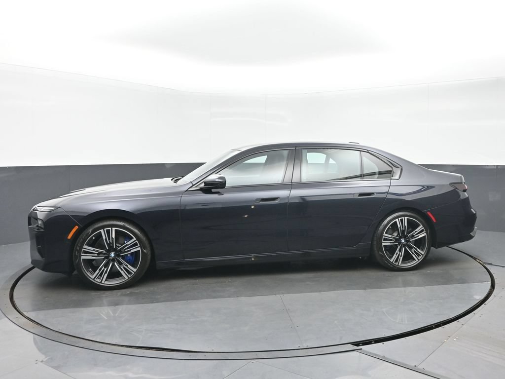 Used 2023 BMW 760i xDrive w/ Luxury Rear Seating Package AWD/4WD image 6