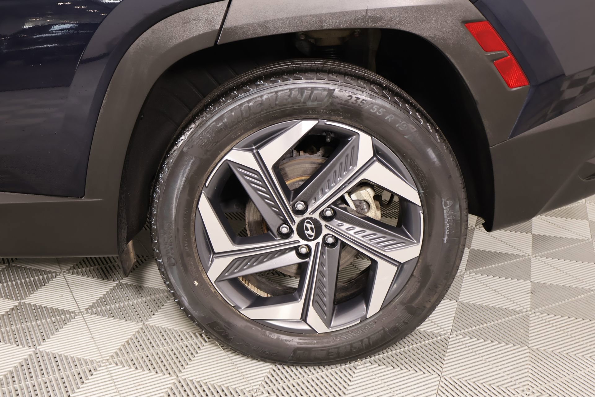 Certified 2022 Hyundai Tucson SEL AWD/4WD image 19