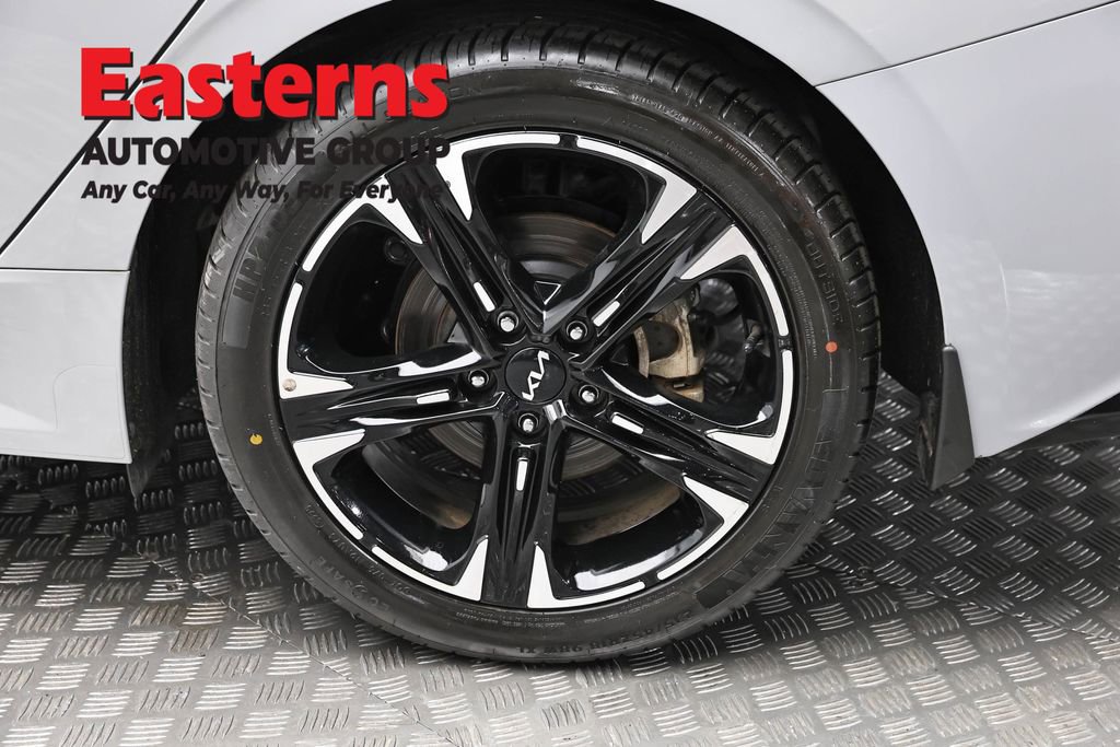 Used 2023 Kia K5 GT-Line w/ GT-Line Premium Package AWD/4WD image 8