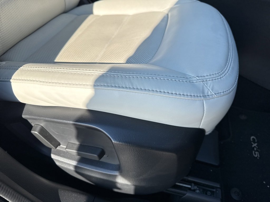 Used 2023 MAZDA CX-5 AWD 2.5 S w/ Preferred Package image 6