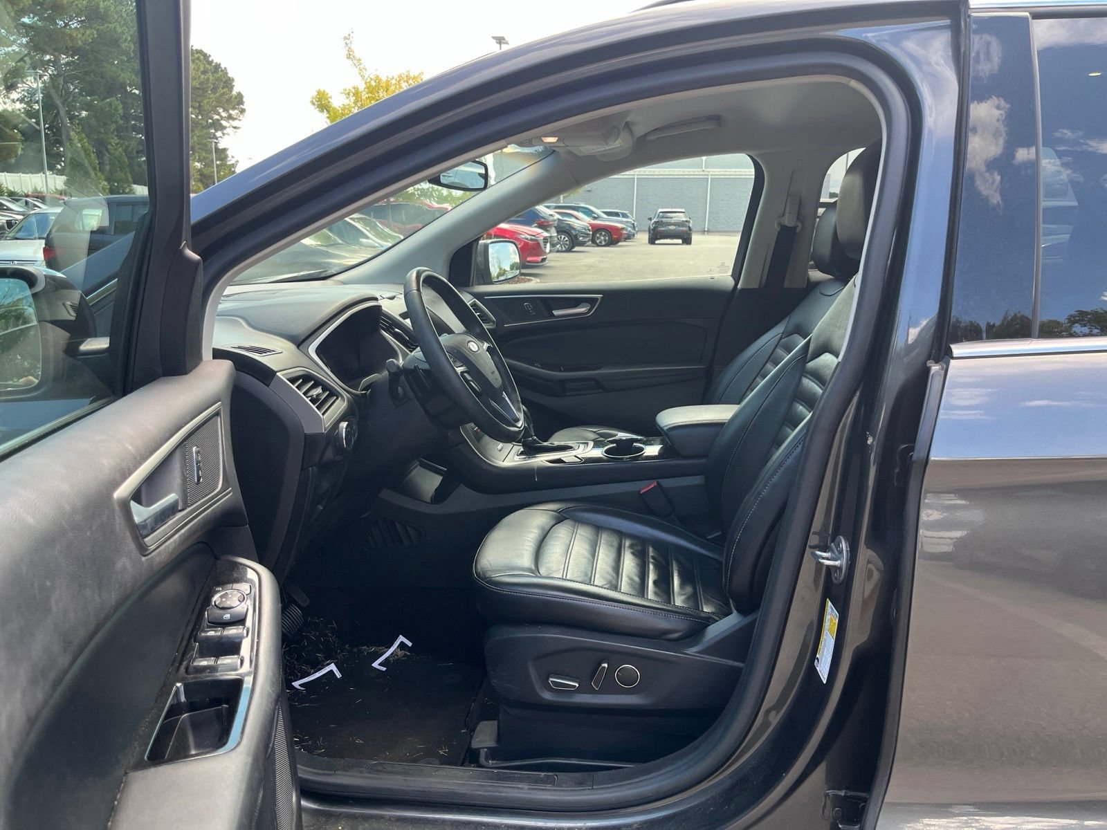 Used 2016 Ford Edge SEL w/ Equipment Group 201A FWD image 28
