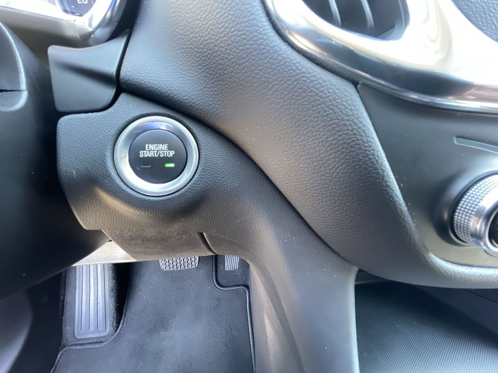 Certified 2024 Chevrolet Equinox LT FWD image 17