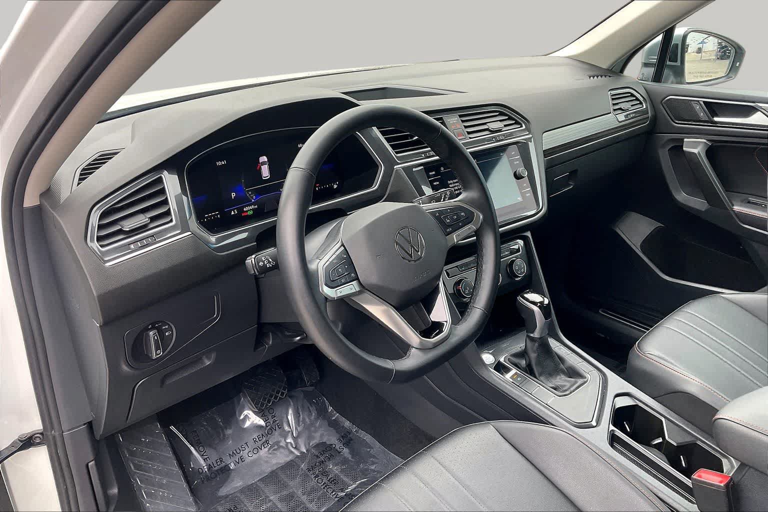 Used 2024 Volkswagen Tiguan Wolfsburg Edition FWD image 16