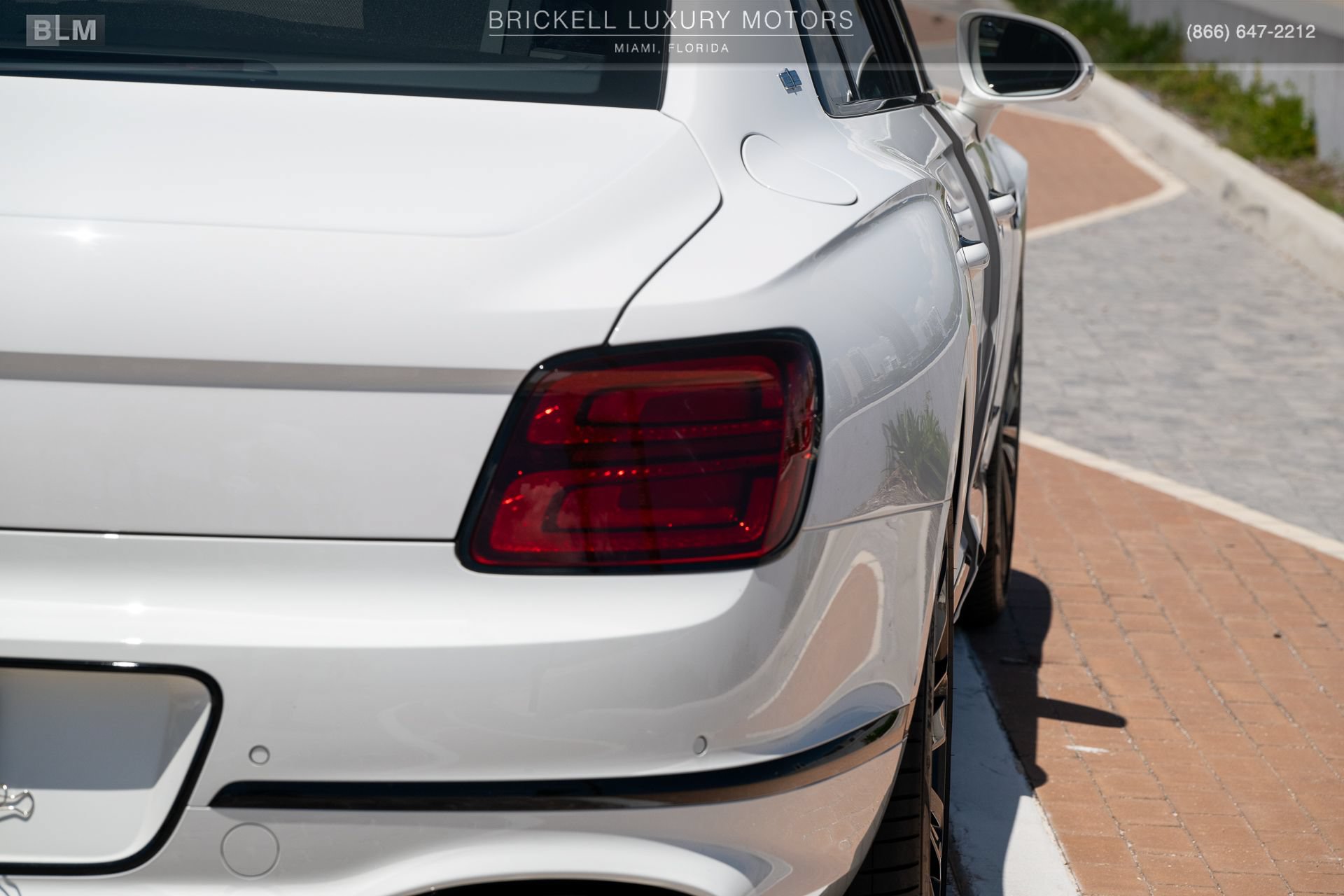 Used 2025 Bentley Flying Spur Plug-In Hybrid w/ First Edition Specification AWD/4WD image 61