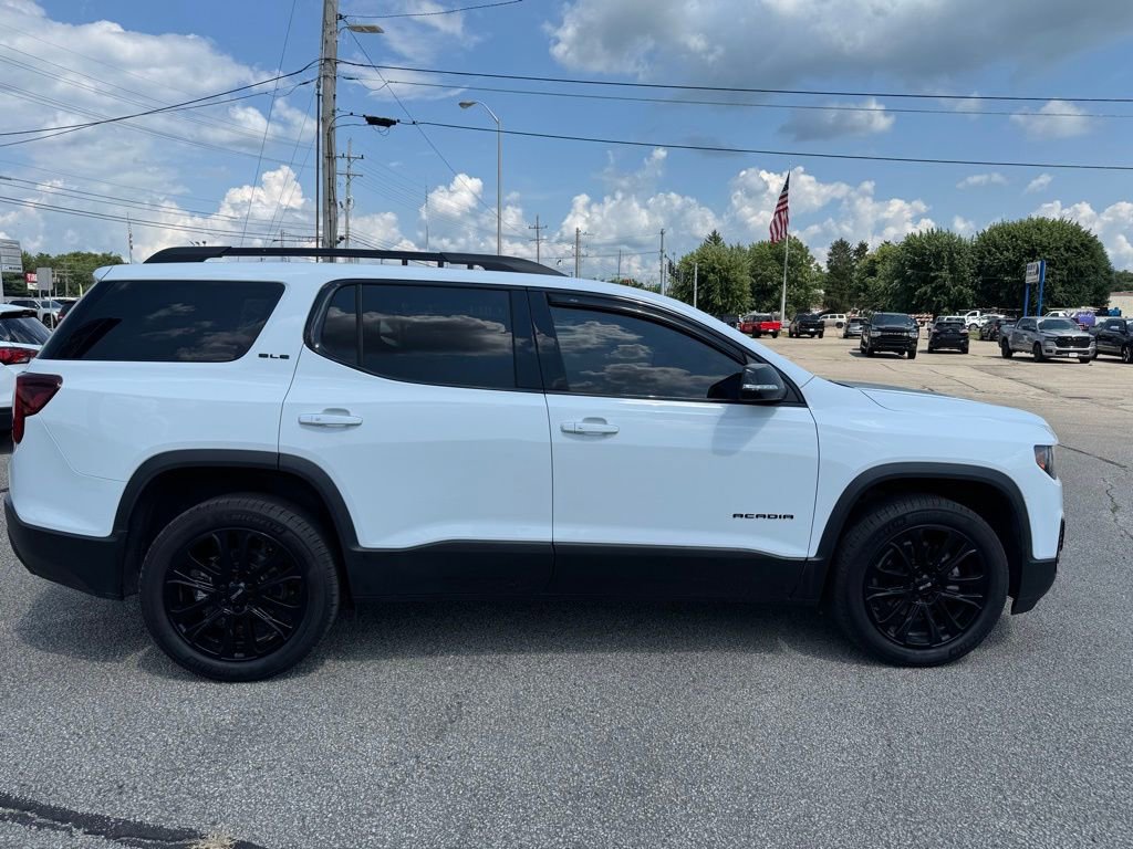 Used 2023 GMC Acadia SLE w/ Driver Convenience Package image 7