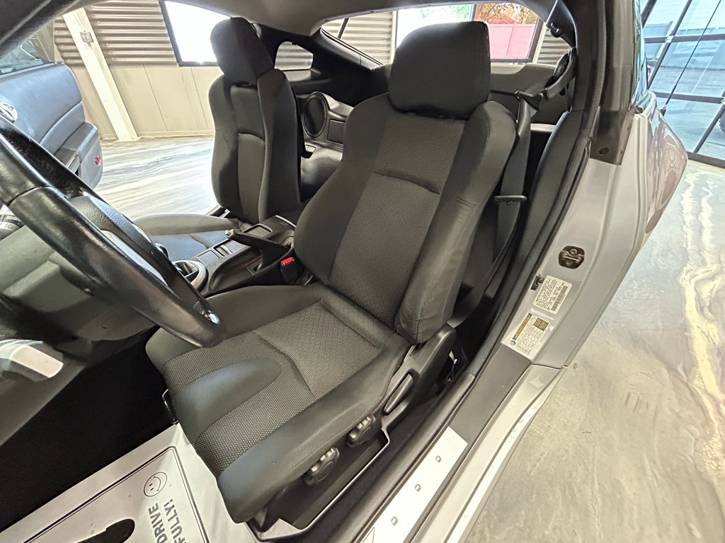 Used 2006 Nissan 350Z Coupe w/ (N93) Cargo Convenience Pkg RWD image 5