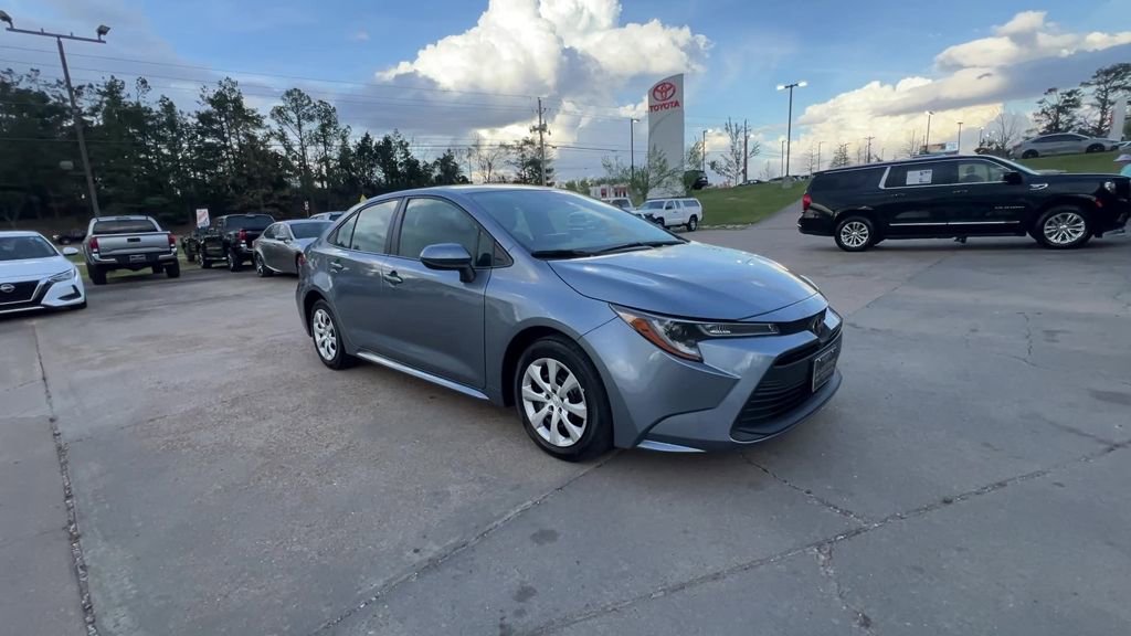 Used 2024 Toyota Corolla LE FWD image 8