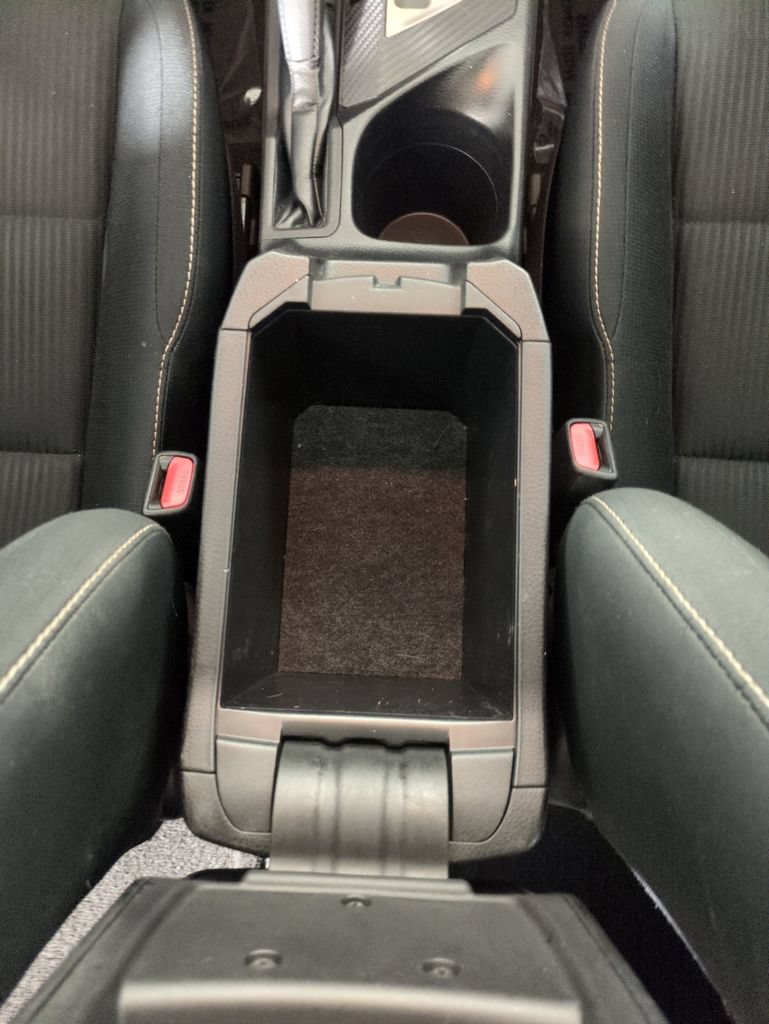 Used 2014 Toyota RAV4 XLE AWD/4WD image 26
