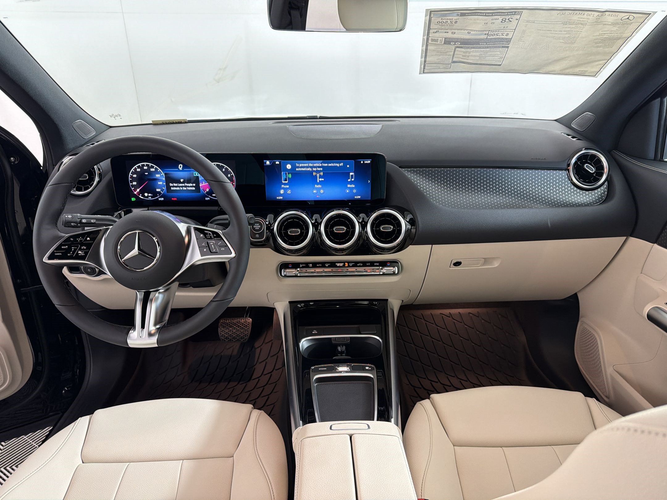 New 2026 Mercedes-Benz GLA 250 4MATIC image 16