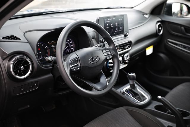 Used 2023 Hyundai Kona SEL image 17