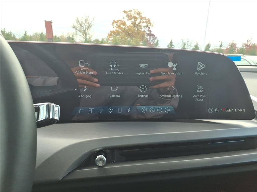 Used 2026 Cadillac Vistiq Sport w/ LPO, Floor Liner Package image 19